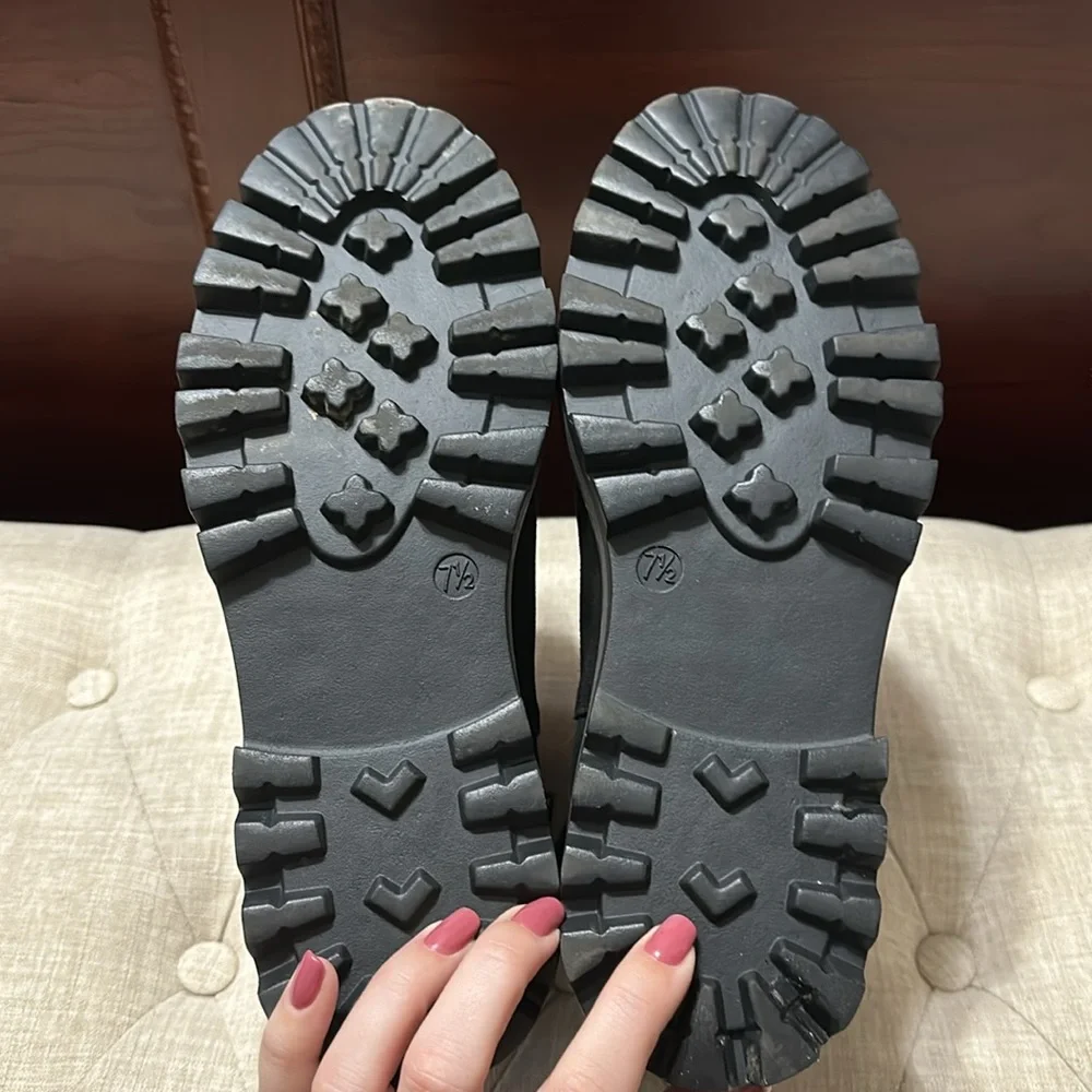 Booties - Picture 7 of 9